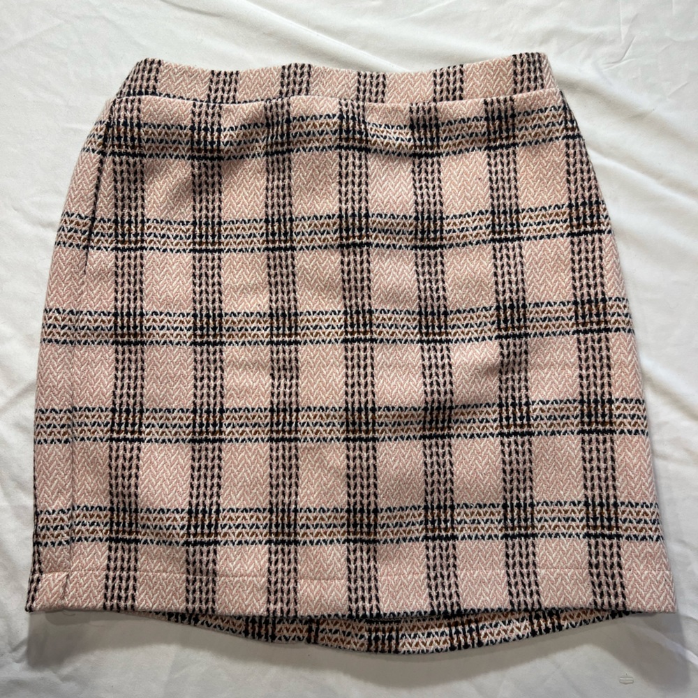 Target, baby pink skirt size XS